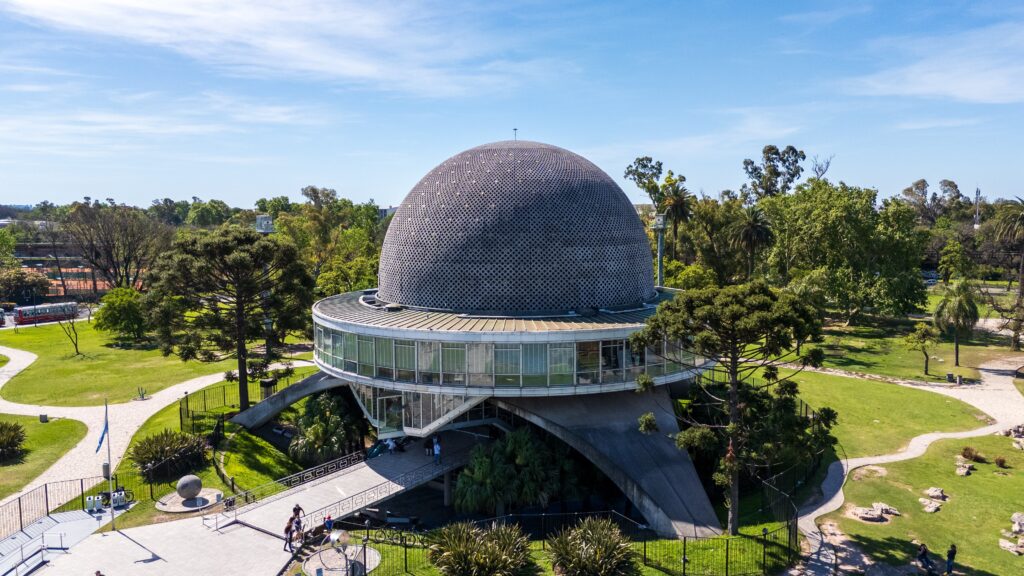 Vista_aerea_del_Planetario_Galileo_Galilei