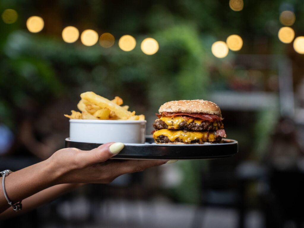 La Noche de las Hamburgueserías