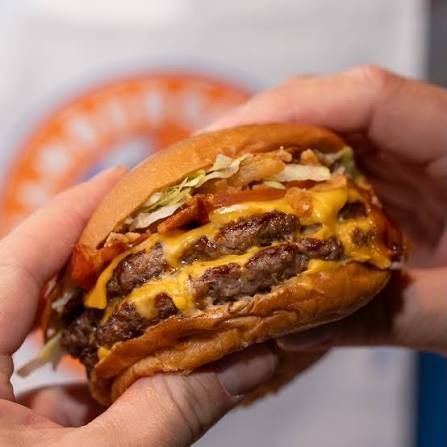 burguer triple con chedar